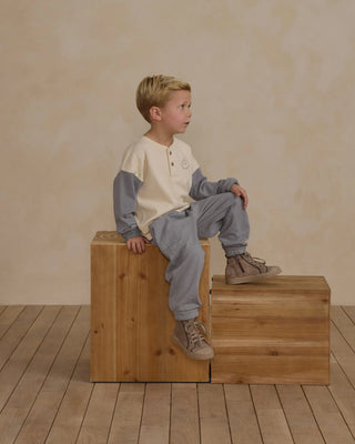 Cargo Jogger in Dusty Blue