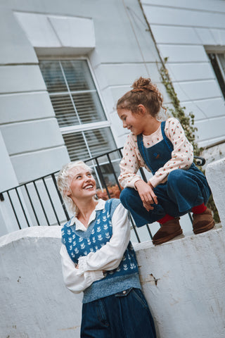 Cream Poppy Rose Sweatshirt
