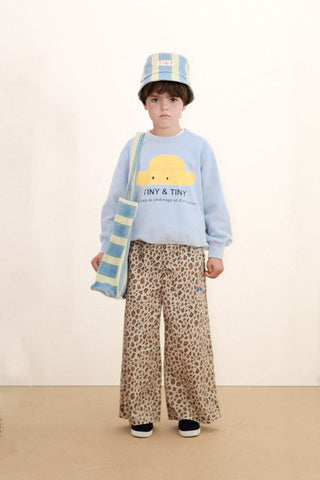 Tiny Hat Graphic Sweatshirt in Washed Blue
